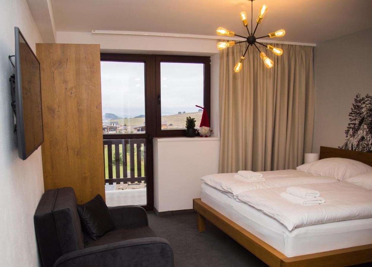 Snowland Apartmany Valča Buitenkant foto