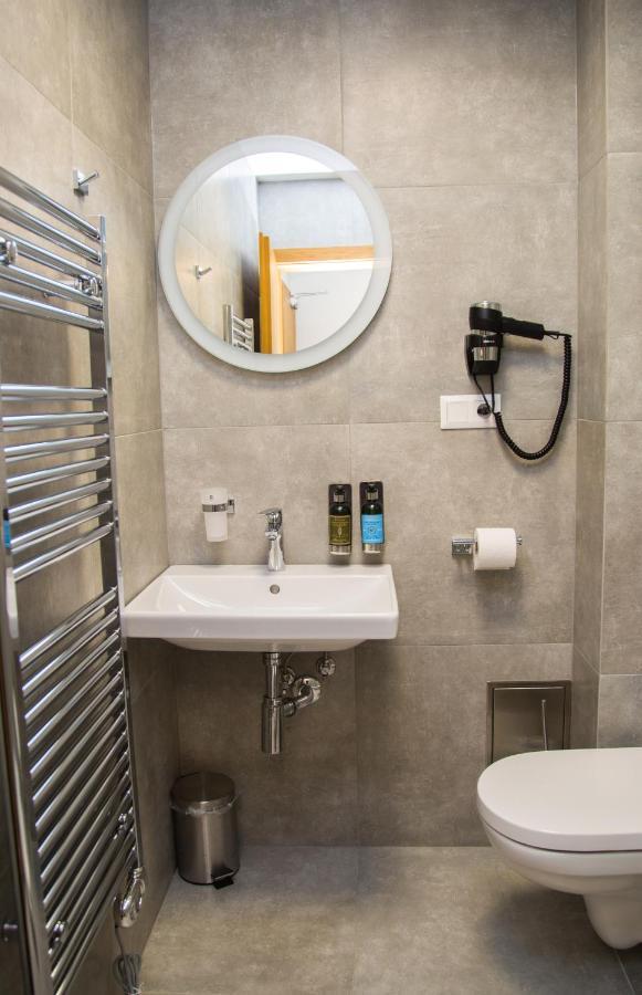 Snowland Apartmany Valča Buitenkant foto