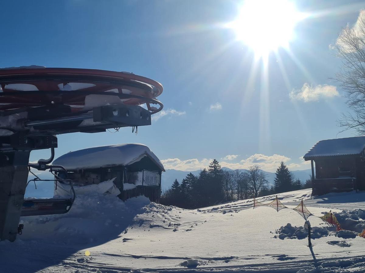 Snowland Apartmany Valča Buitenkant foto